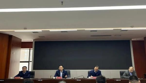 市產(chǎn)投集團召開(kāi)劃轉企業(yè)全體員工會(huì )議(圖1)